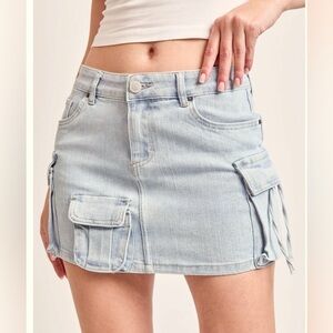 Dakota Blue Cargo Denim Mini Skirt | Size XL | NWT - RARE FIND
